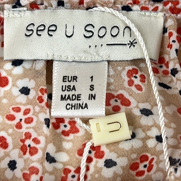 See u Soon Floral  Semi Sheer Long Sleeve Top with Ruffle - Picture 4 of 10